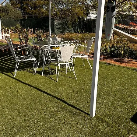 Angel House Δροσιά